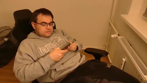 latexboy893 online show from February 26, 2026, 11:15 pm