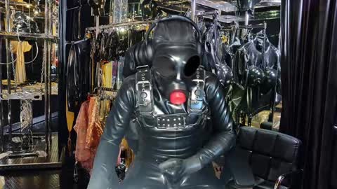 latexlover202 online show from December 23, 2024, 10:23 pm