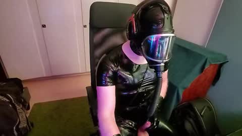 latexviking003 online show from March 8, 2026, 1:14 am