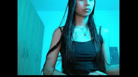 Snapshot of latiin_andreaa12 chatting on July 21, 2026, 5:26 pm latiin_andreaa12 online show from July 21, 2026, 5:26 pm