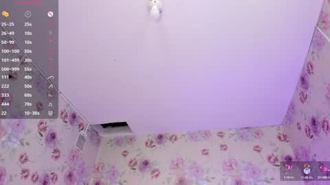 Snapshot of latin_ashley_ chatting on January 24, 2025, 5:42 am Valeria online show from January 24, 2025, 5:42 am