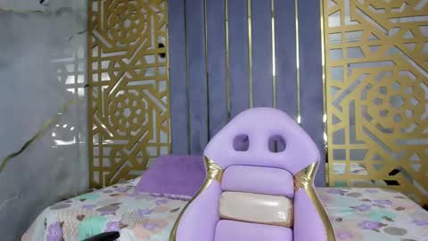 Snapshot of latin_ashley_ chatting on January 28, 2025, 4:19 pm Valeria online show from January 28, 2025, 4:19 pm