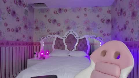 Snapshot of latin_ashley_ chatting on February 12, 2025, 8:27 am Valeria online show from February 12, 2025, 8:27 am