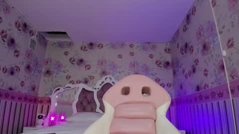 Snapshot of latin_ashley_ chatting on February 15, 2025, 6:02 am Valeria online show from February 15, 2025, 6:02 am