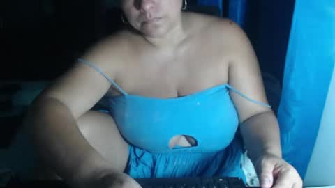 latin_big_boobs online show from February 15, 2026, 11:34 pm
