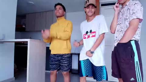 latin_naughty_boys online show from September 29, 2025, 4:45 pm