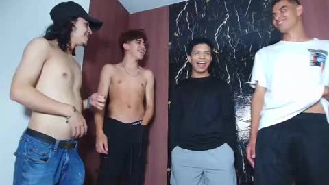 latin_naughty_boys online show from October 5, 2025, 1:26 am