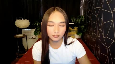 latina_kia online show from March 30, 2026, 12:11 am