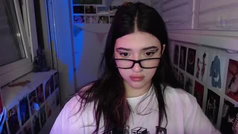 miiiiiiaaaa online show from February 6, 2025, 11:58 pm