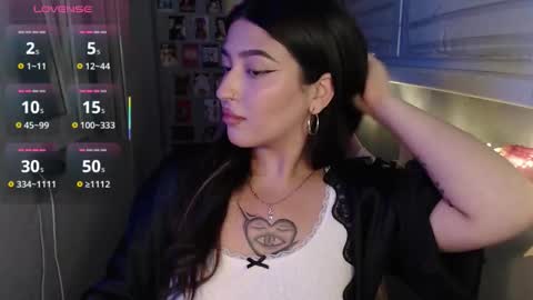 miiiiiiaaaa online show from September 12, 2025, 8:42 pm