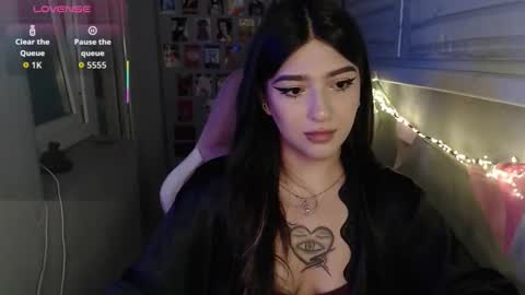 miiiiiiaaaa online show from September 15, 2025, 11:05 pm