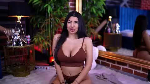 Latina online show from March 2, 2026, 6:15 pm