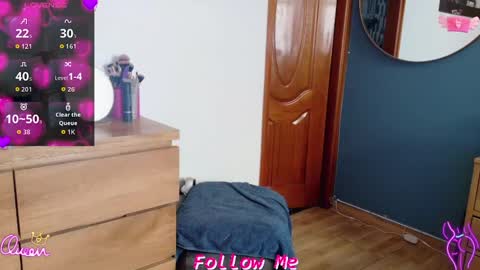 Snapshot of latinaqueen4u chatting on July 6, 2026, 2:47 pm Your Latina Lover online show from July 6, 2026, 2:47 pm