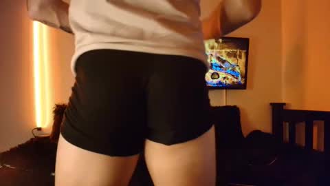 LatinBoyVIP  Colombian online show from April 30, 2026, 5:36 am