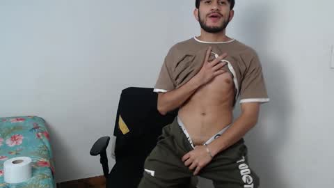 camilo online show from December 17, 2024, 10:54 pm