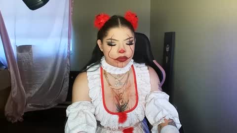 Snapshot of latindholl chatting on October 13, 2025, 7:47 pm Latin Dholl online show from October 13, 2025, 7:47 pm