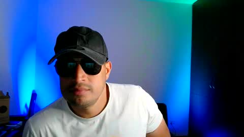 Latingogo online show from February 22, 2026, 3:07 am