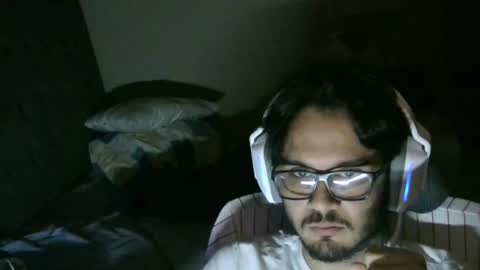 latinincognito online show from March 4, 2026, 7:03 am