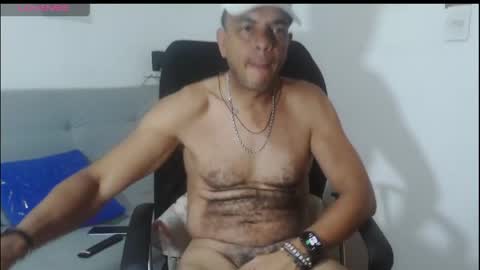 Snapshot of latinmartin254 chatting on May 23, 2026, 2:06 am latinmartin254 online show from May 23, 2026, 2:06 am