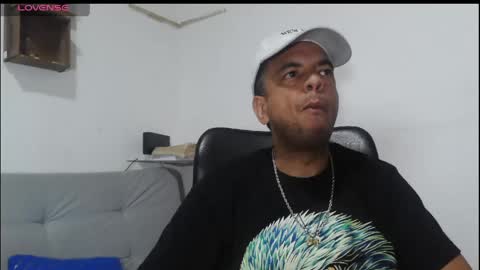 Snapshot of latinmartin254 chatting on May 31, 2026, 4:53 am latinmartin254 online show from May 31, 2026, 4:53 am