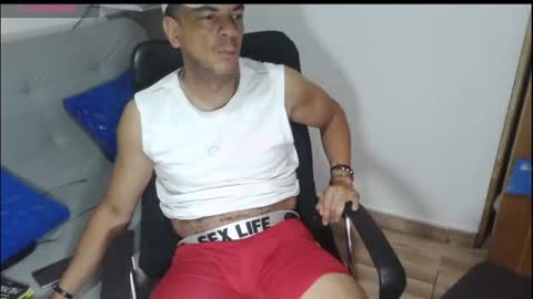 Snapshot of latinmartin254 chatting on June 13, 2026, 3:37 am latinmartin254 online show from June 13, 2026, 3:37 am
