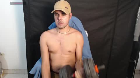 Snapshot of latino_boy777 chatting on April 14, 2026, 9:43 pm latino boy777 online show from April 14, 2026, 9:43 pm