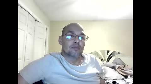 Snapshot of latinoinfla chatting on December 29, 2024, 4:16 am latinoinfla online show from December 29, 2024, 4:16 am