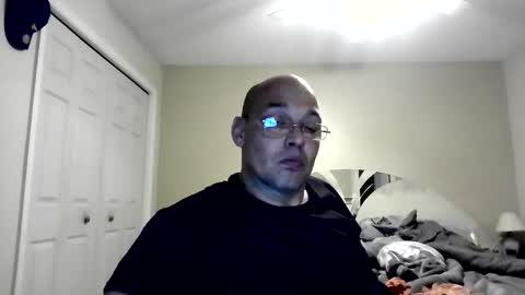 latinoinfla online show from April 1, 2026, 1:39 am