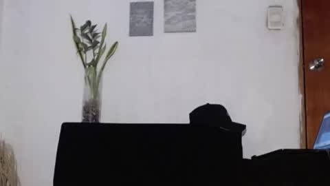 Aaron online show from February 12, 2026, 7:09 pm