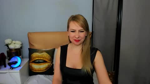 Snapshot of latoyasensual chatting on February 23, 2025, 6:07 am Latoya online show from February 23, 2025, 6:07 am