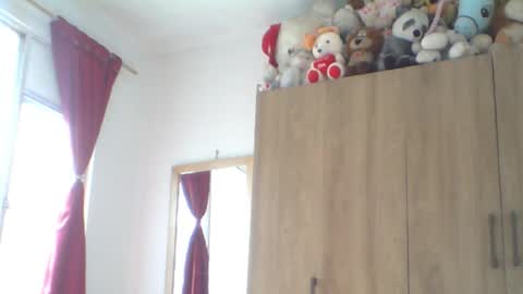 Laura online show from February 9, 2026, 8:13 pm