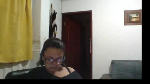 Laura online show from May 31, 2026, 1:58 am