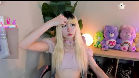 laukyubey1 online show from November 22, 2025, 6:18 pm