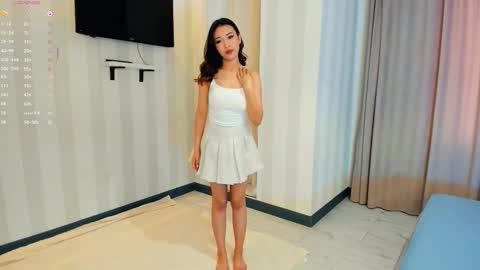 Lauma online show from February 17, 2026, 5:04 am