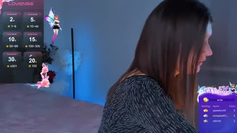 Laura online show from December 25, 2024, 9:45 am