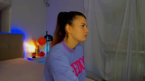 Laura online show from October 30, 2025, 6:26 am