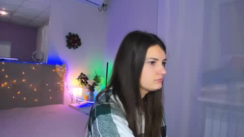 Laura online show from December 23, 2025, 6:11 am