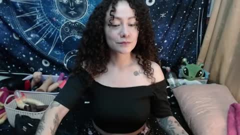 Snapshot of laura_anal_ chatting on March 3, 2025, 11:56 pm Wen online show from March 3, 2025, 11:56 pm