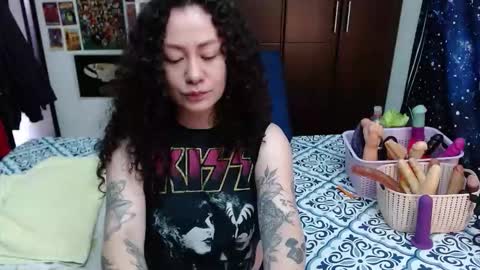 Snapshot of laura_anal_ chatting on September 17, 2025, 4:41 pm Wen online show from September 17, 2025, 4:41 pm