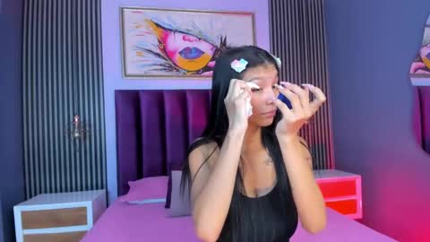 Laura online show from March 11, 2025, 12:50 pm