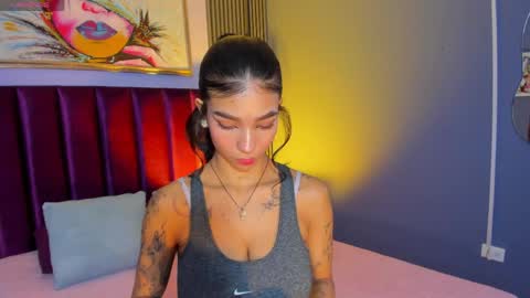 Laura online show from April 9, 2026, 12:43 pm