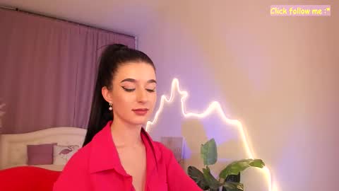 Snapshot of laura_coy chatting on February 27, 2026, 8:31 pm Laura online show from February 27, 2026, 8:31 pm