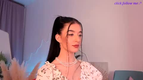 Laura online show from August 5, 2026, 8:22 pm