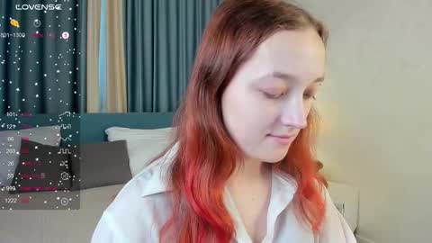 Snapshot of laura_kelley1 chatting on November 19, 2025, 6:13 am laura_kelley1 online show from November 19, 2025, 6:13 am