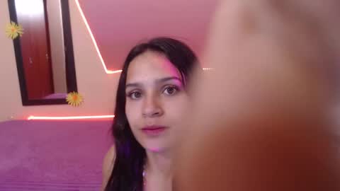 Laura Pink    online show from December 1, 2024, 4:29 pm