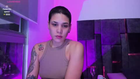 Snapshot of laura_r23 chatting on February 4, 2025, 3:11 am Laura Rose online show from February 4, 2025, 3:11 am