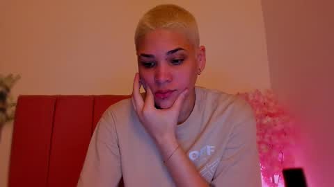 Laura Rose online show from January 18, 2026, 6:12 pm