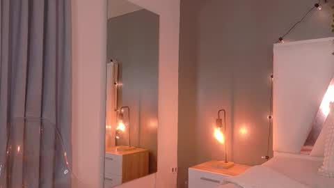 Snapshot of lauraagomezz__ chatting on October 21, 2025, 7:58 pm lauraagomezz__ online show from October 21, 2025, 7:58 pm