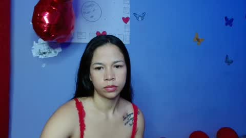 lauracb          online show from February 17, 2025, 10:07 am