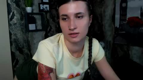 Laura online show from June 26, 2026, 5:56 am